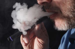 Older users of e-cigarettes at greater risk of respiratory illness, study suggests