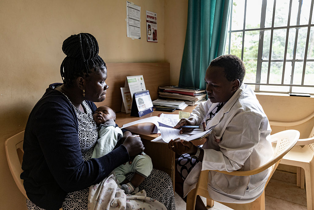 Mother speaks to doctor about baby's ART