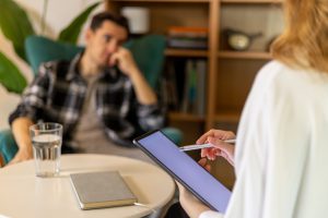 New research calls for LGBTQ+-affirming substance use care
